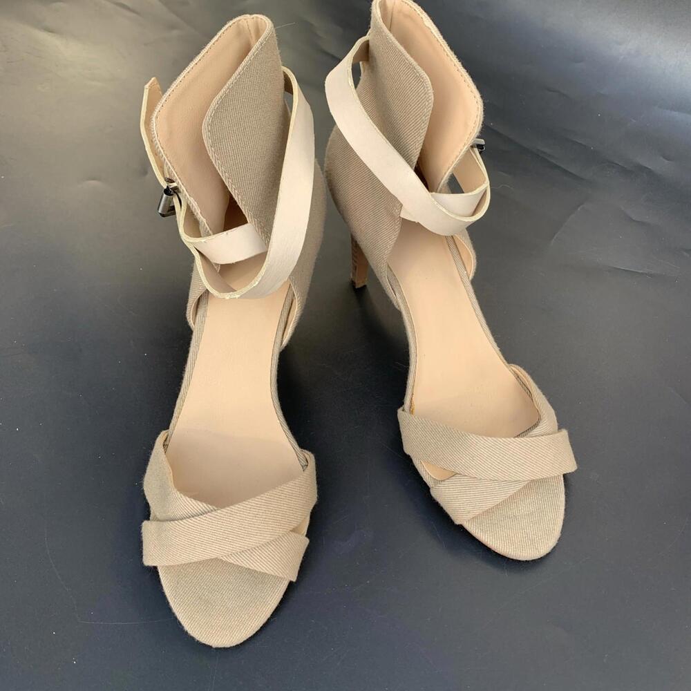 Joes Sandals Heels Beige Sz 9 Womens